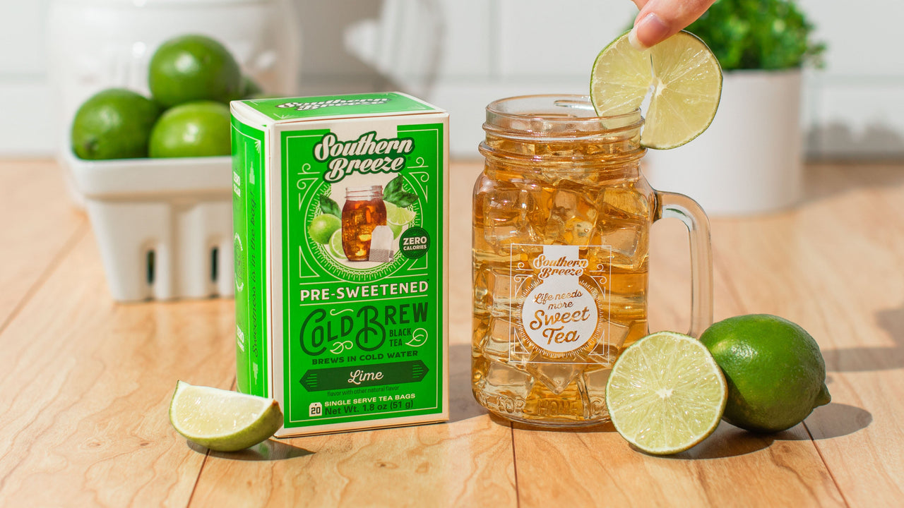 Southern Breeze Lime Cold Brew Sweet Tea, with mason jar of tea and fresh limes