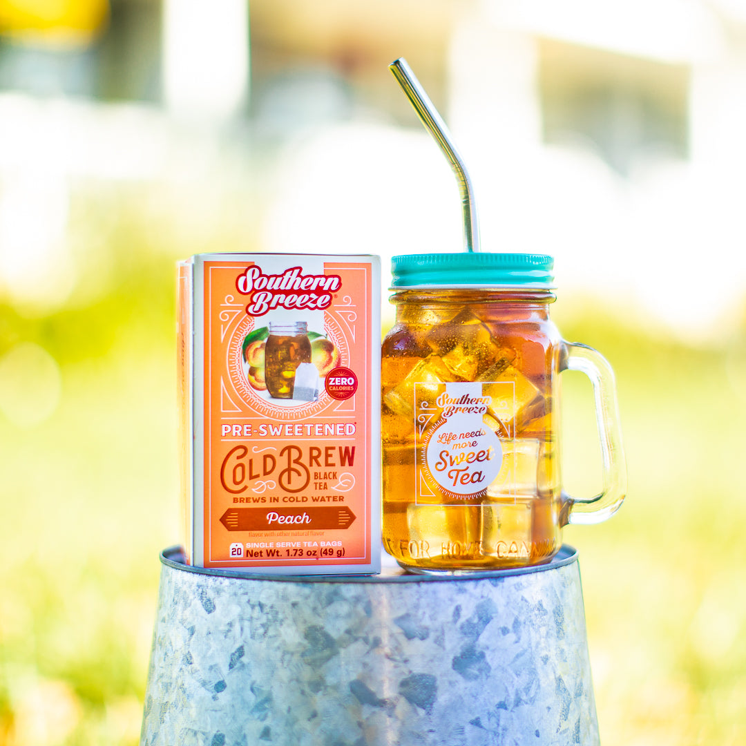 Southern Breeze Sweet Tea Glass Mason Jar with Lid & Straw and Southern Breeze Peach Flavor Iced Tea