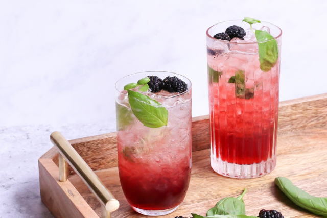 The Flushing Meadows Sunset (Bold Blackberry Ginger Mocktail)