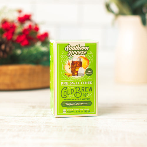 Amazon.com : Bigelow Cinnamon Apple Herbal Tea Bags 28-Count Box (Pack of  1) Cinnamon Apple Hibiscus Flavored Herbal Tea Bags All Natural Non-GMO :  Grocery & Gourmet Food
